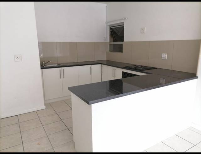 2 BEDROOM PROPERTY TO RENT IN THORNTON